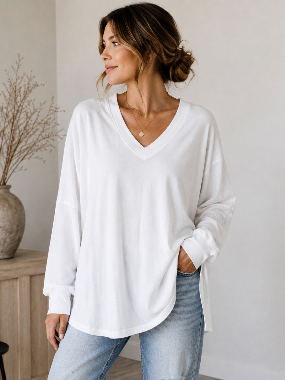 White Crow Oversized V-Neck Top Small White Long Sleeve Casual Luxe